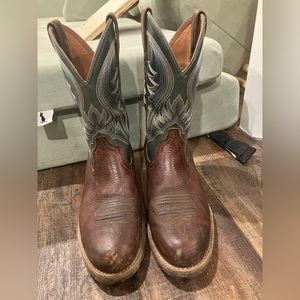 Mens ariat cowboy boots 10.5